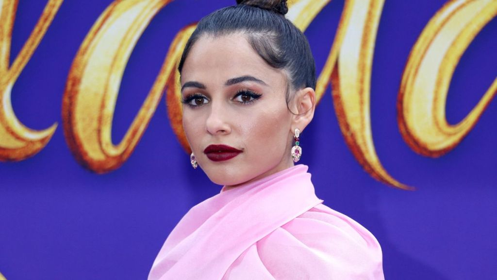 Hayranlara göre DCU'daki yeni Wonder Woman için en iyi 5 aktris 3 Naomi Scott