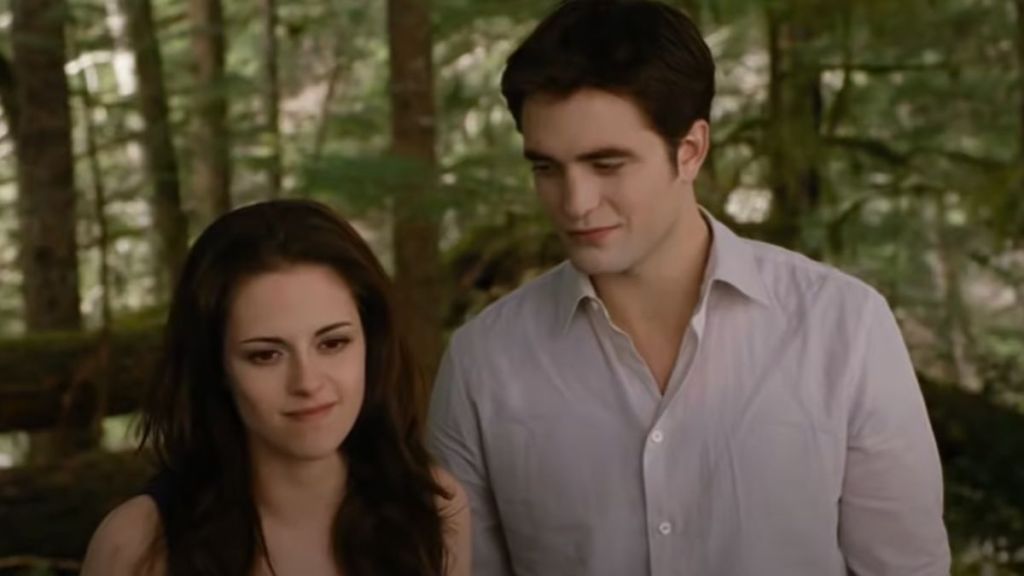 Ultimate Rehber: Twilight Filmleri Sırayla İzleyin ve Kronoloji 6 Twilight Saga'da Bella ve Edward: Dawn Breaking Bölüm 2