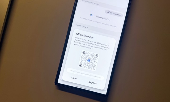 หนึ่ง UI 8: คู่มือฉบับสมบูรณ์สำหรับคุณสมบัติซอฟต์แวร์ล่าสุดของ Samsung Galaxy 4 แชร์อย่างรวดเร็วในหนึ่ง UI 8 บน Samsung Galaxy Z Fold 7